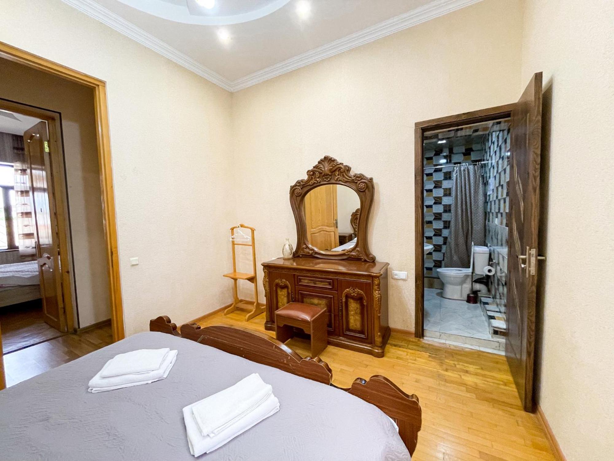 Hostel Kutaisi By Kote Room photo